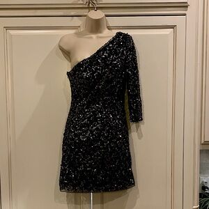 Sherri Hill Black Sequin One-Shoulder Dress size 6